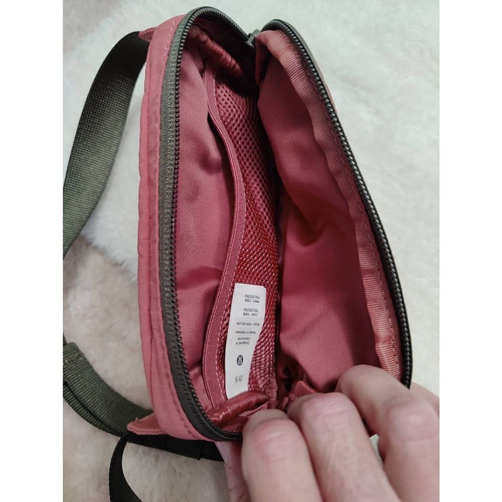 Lululemon Mini Belt Bag, Brier Rose - Picture 6 of 7